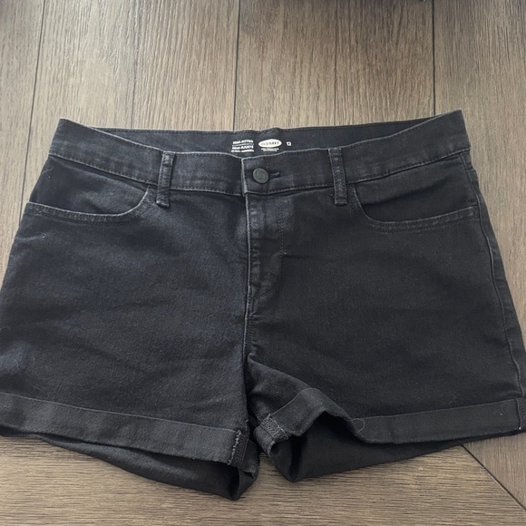 Old Navy Pants - Old Navy Women's Dark Denim Jean Shorts / E7